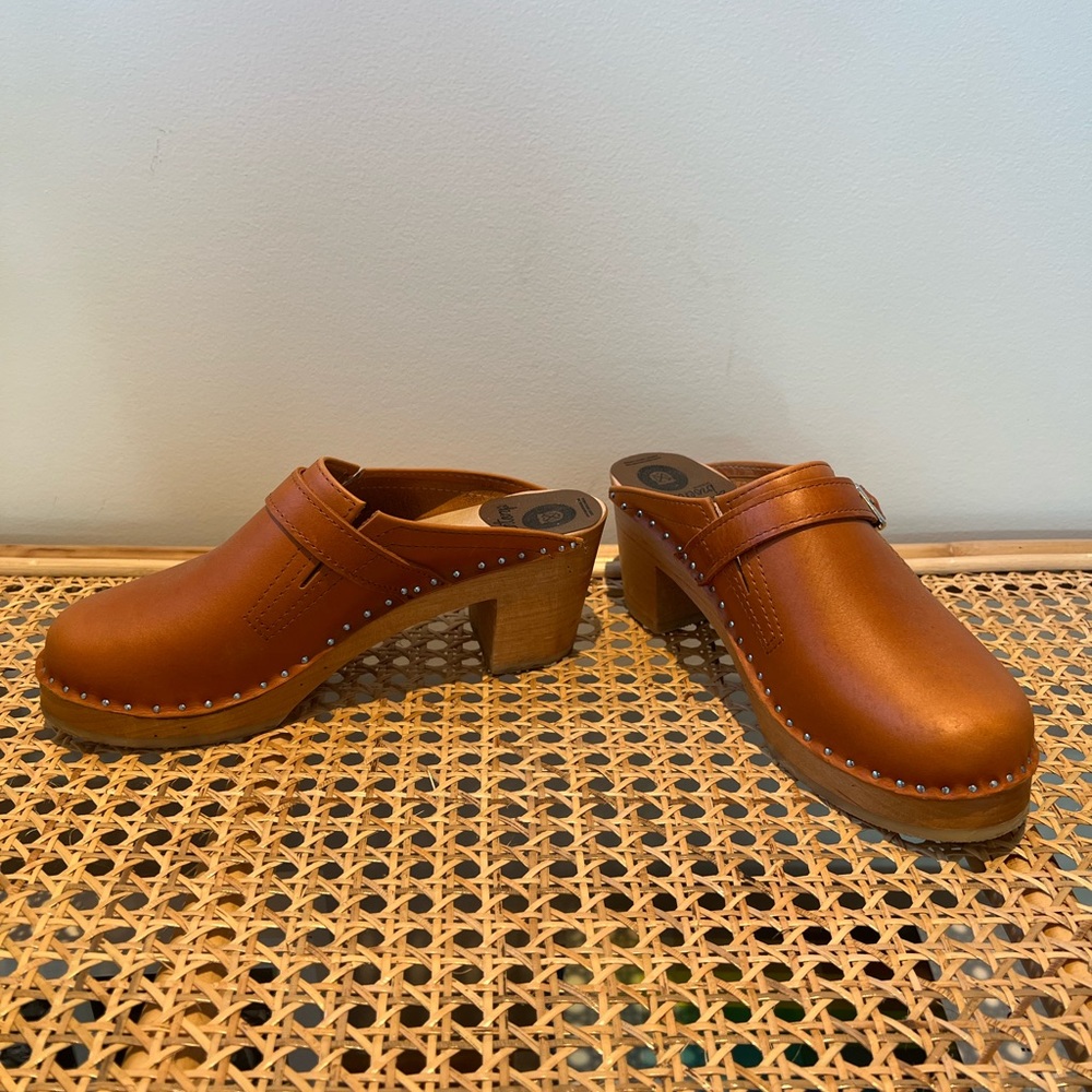 Troentorp Leather Wooden Clogs - 38 / 8 - Picture 1 of 7